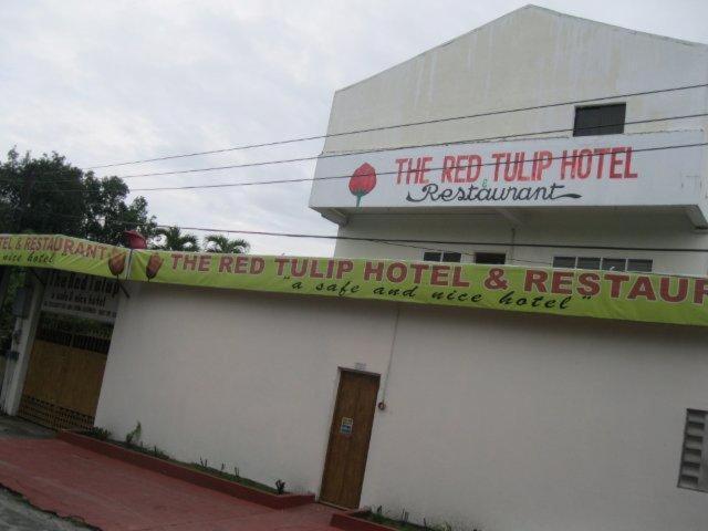 Red Tulip Hotel Angeles Exterior photo